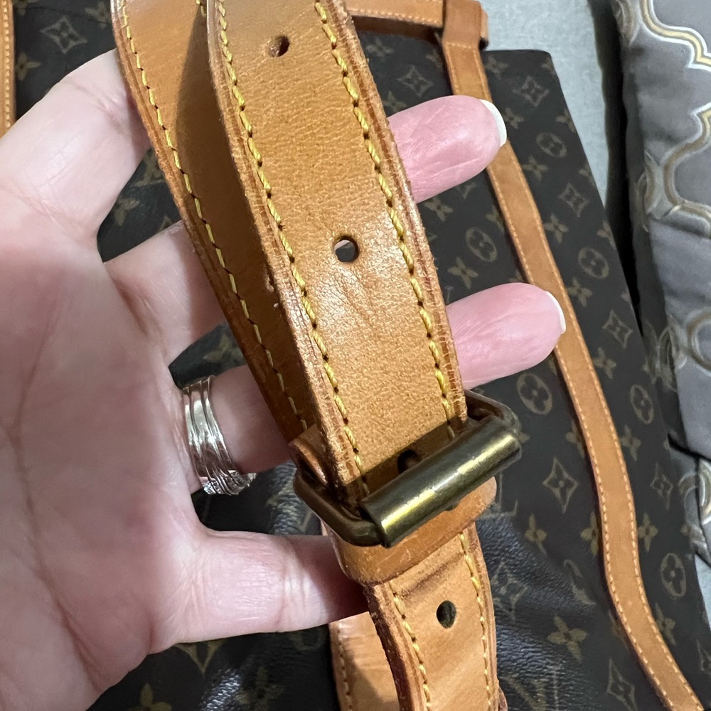 Louis Vuitton Randonnee GM - Picture 5 of 16
